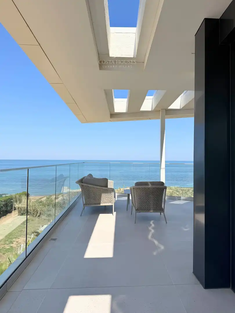 Terraza de Ático en venta en Dénia con Aire acondicionado, Calefacción y Jardín privado