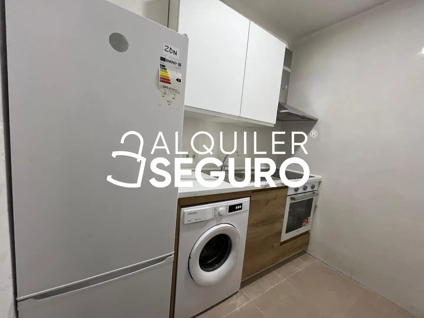 Cuina de Pis de lloguer en Madrid amb Calefacció