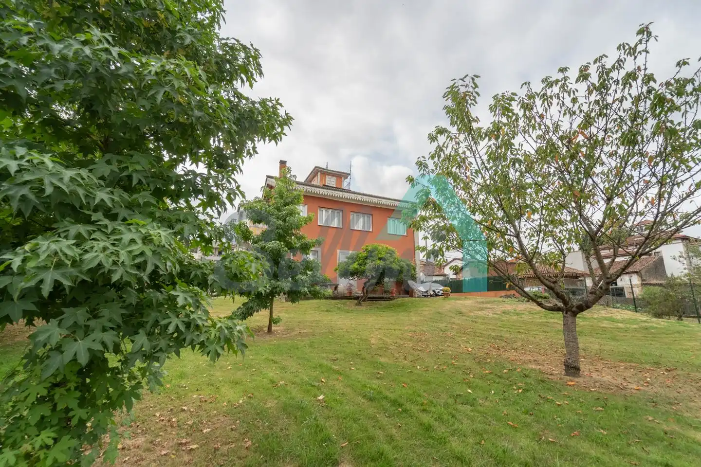 Vista exterior de Casa o chalet en venta en Ribera de Arriba con Jardín privado, Terraza y Balcón