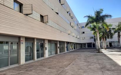 Exterior view of Office for sale in  Santa Cruz de Tenerife Capital  with Air Conditioner