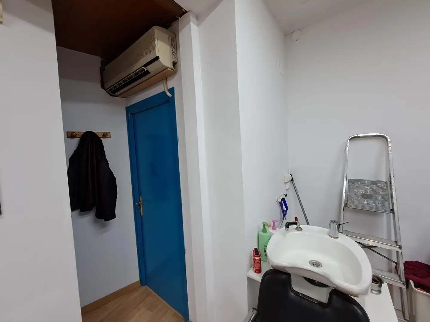 Bathroom of Commercial properties for rent in Sabadell
