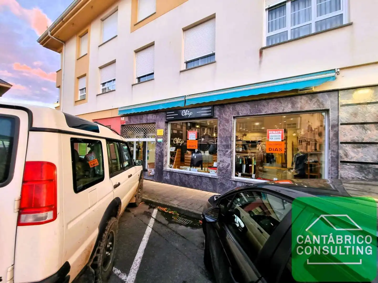 Local en venta en El Franco 
