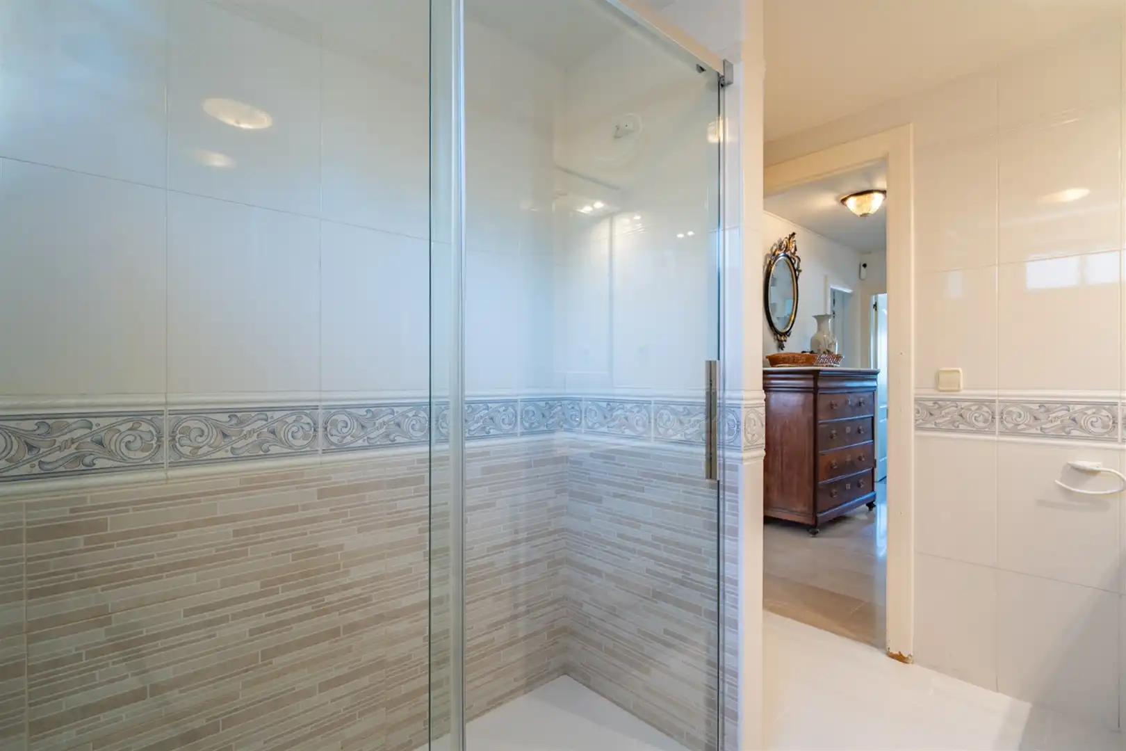 Badezimmer von Einfamilien-Reihenhaus zum Verkauf in Málaga
