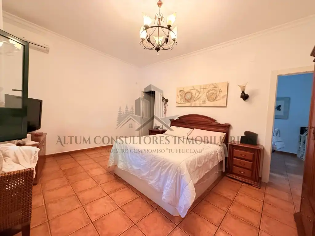 Dormitori de Casa o xalet en venda en Alcalá de Guadaira