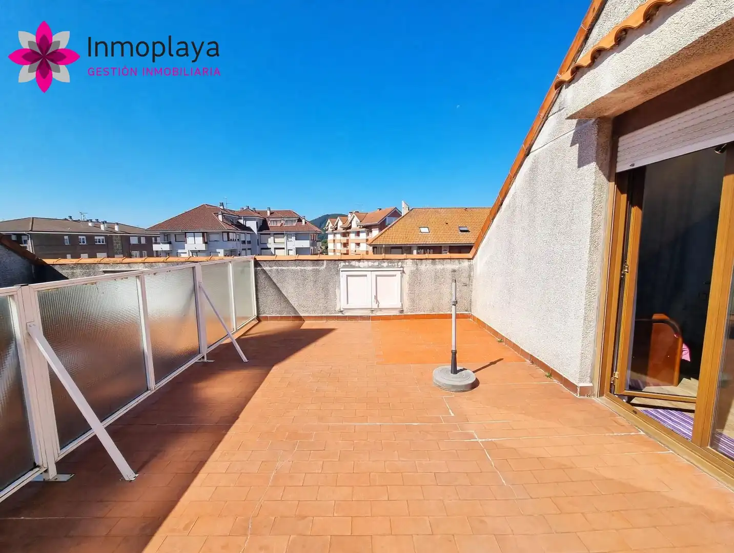 Penthouse with terrace for sale in Tregadín