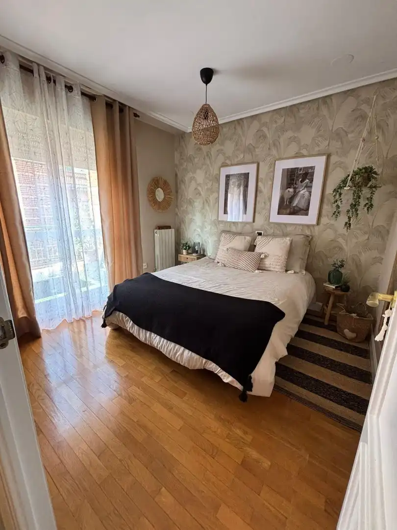 Habitación de Ático en venta en Villamediana de Iregua con Jardín privado, Parquet y Piscina