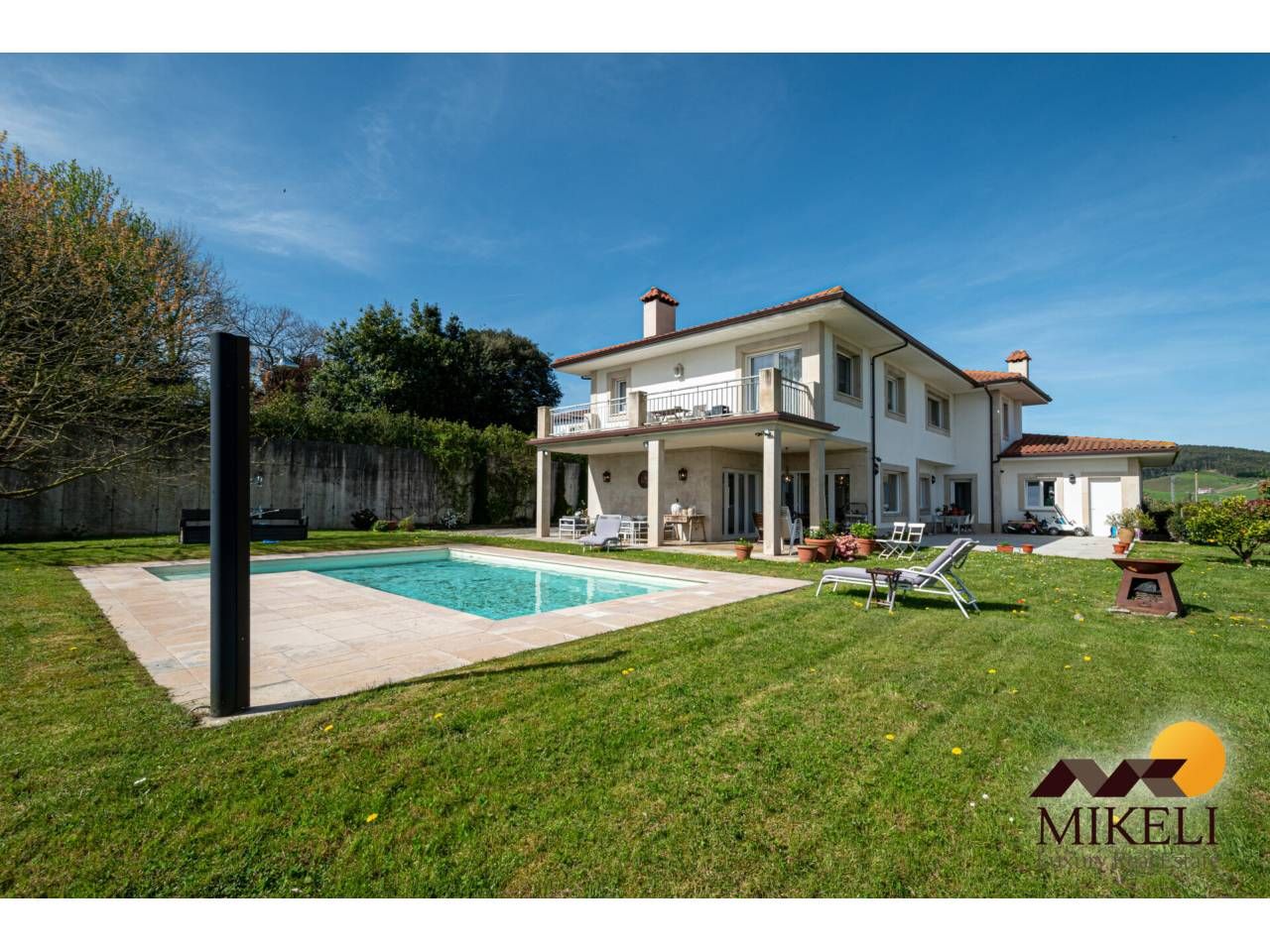 Jardí de Casa o xalet en venda en Meruelo amb Calefacció, Jardí privat i Terrassa