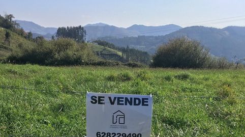 Medio caserío de piedra con 50.000 m de terreno rústico en ZiortzaBolibar, imatge 3
