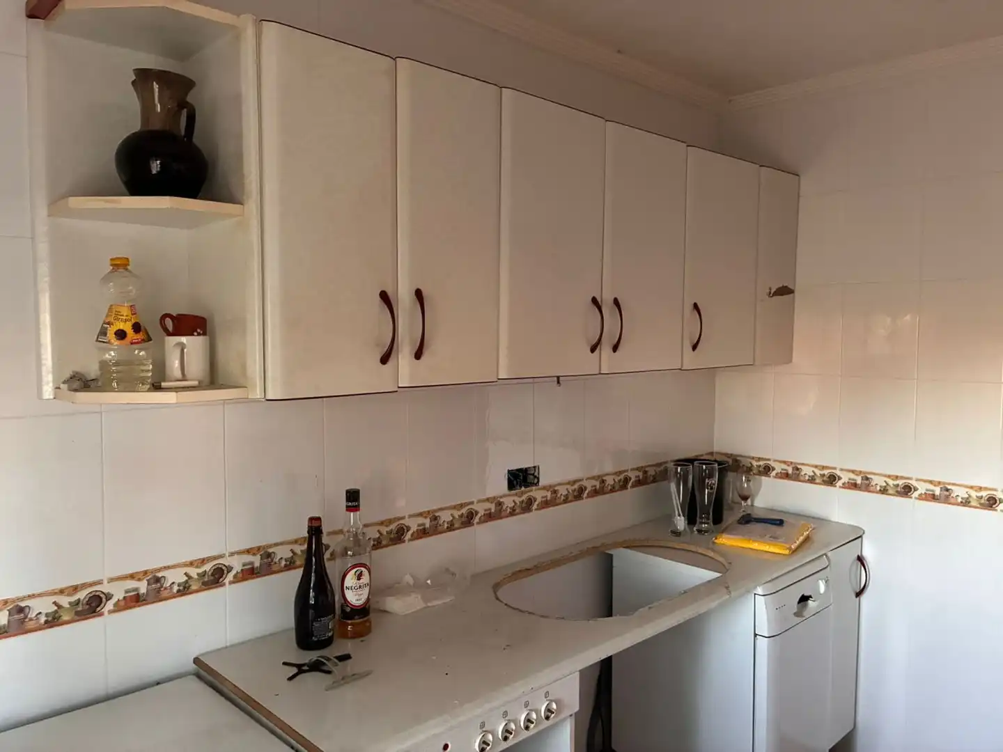 Cuina de Casa o xalet en venda en Calvarrasa de Arriba amb Calefacció i Terrassa