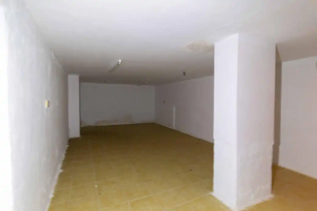 Gewerbefläche zum Verkauf in Calle Francisco de Aguilar y Aguilar, imagen 10