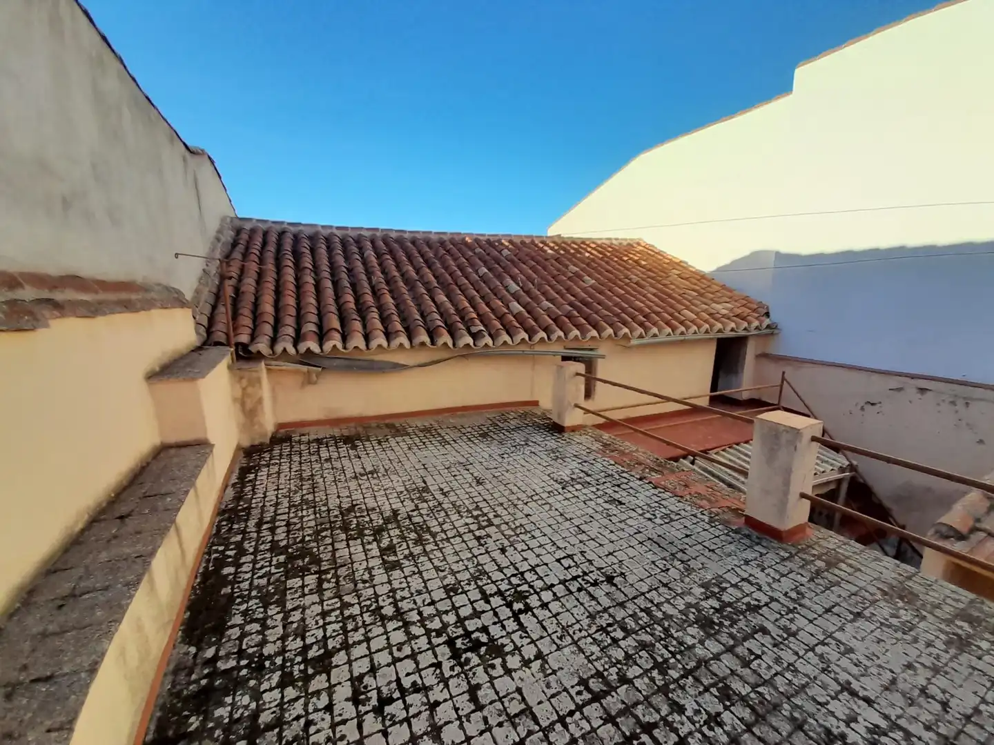 Exterior view of Detached homes for sale in Almodóvar del Campo  with Terrace and Storage room