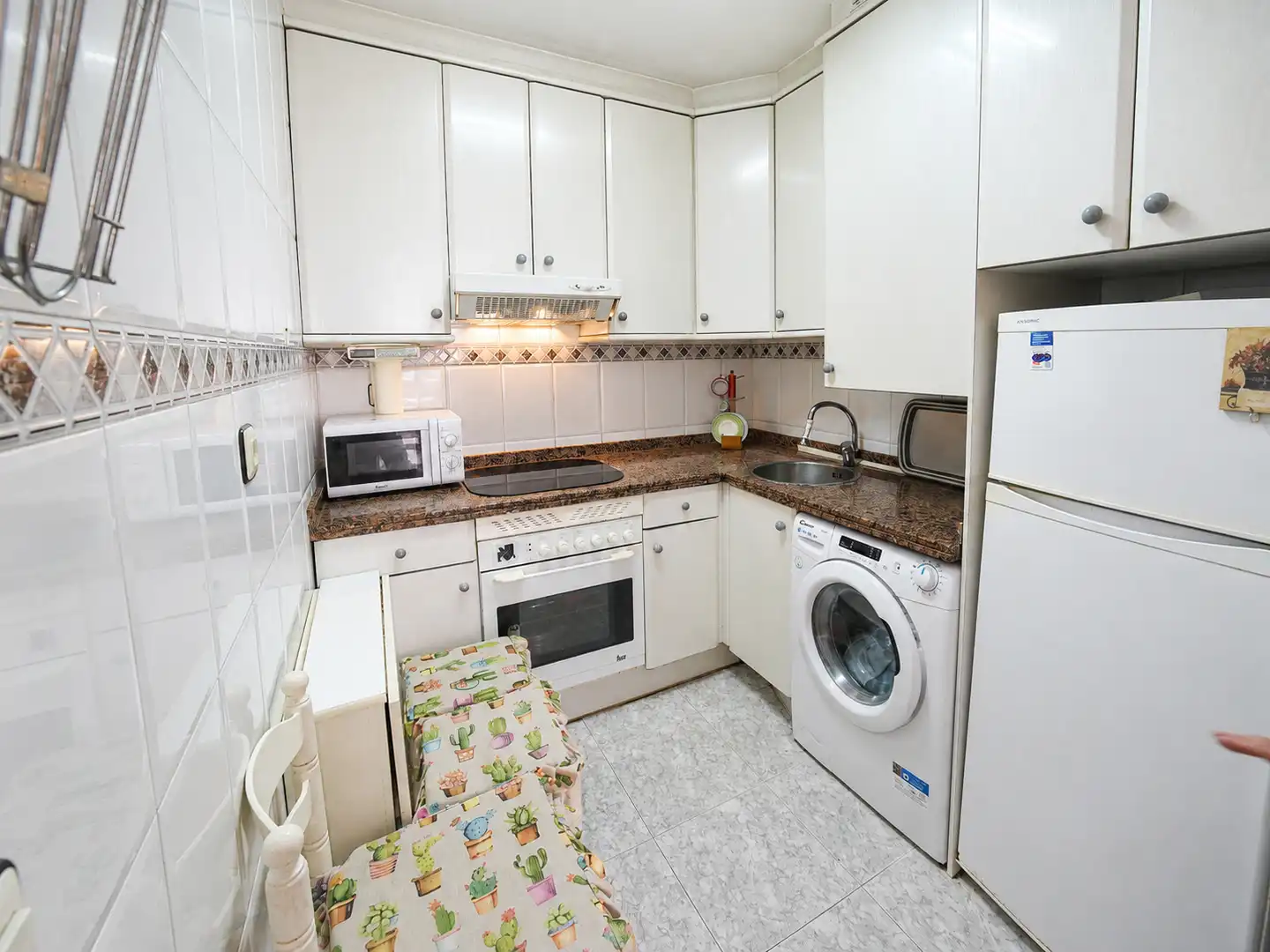 Cocina de Apartamento en venta en Gijón  con Calefacción, Amueblado y Horno