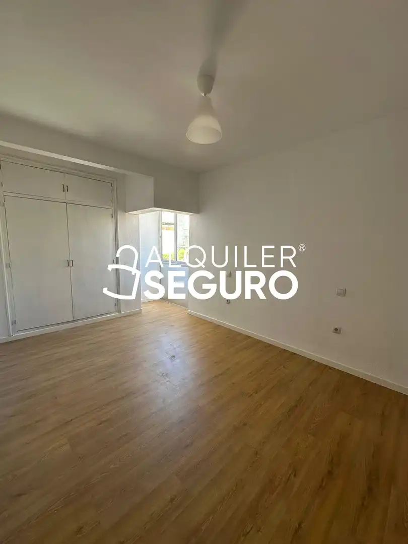Dormitori de Pis de lloguer en Casarrubios del Monte amb Terrassa