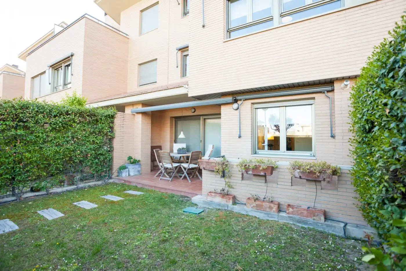 Terrace of Detached homes for sale in Zaragoza  with Air Conditioner, Heating and Private garden
