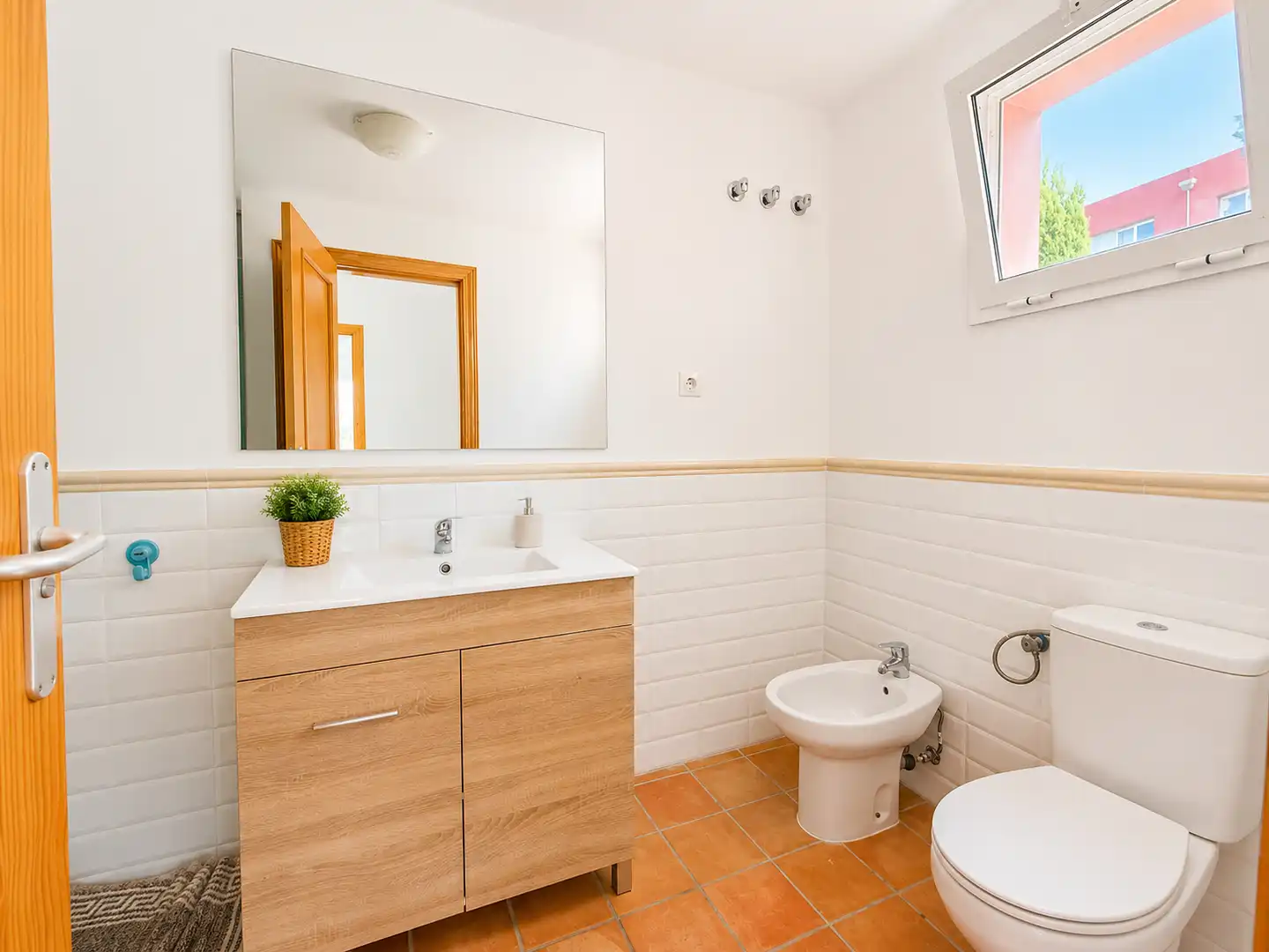 Bathroom of Attic for rent in Benalmádena  with Air Conditioner, Terrace and Furnished