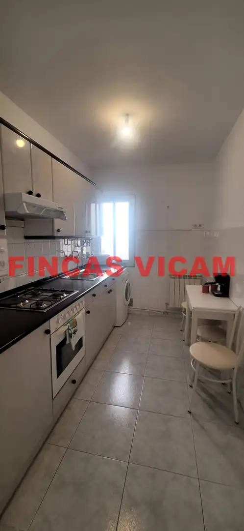 Cocina de Piso de alquiler en Huesca con Aire acondicionado, Calefacción y Amueblado