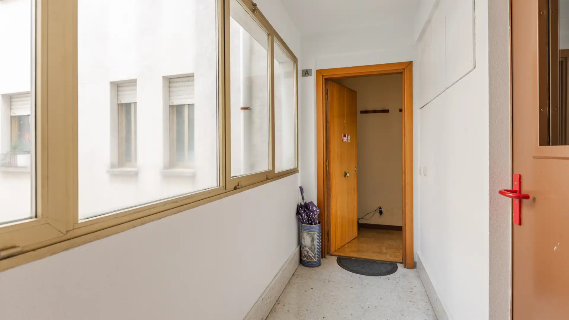 Piso en venta en  Pamplona / Iruña con Calefacción y Parquet