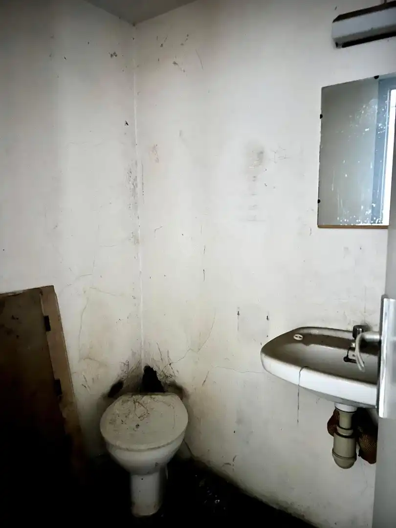 Baño de Local en venta en Tortosa
