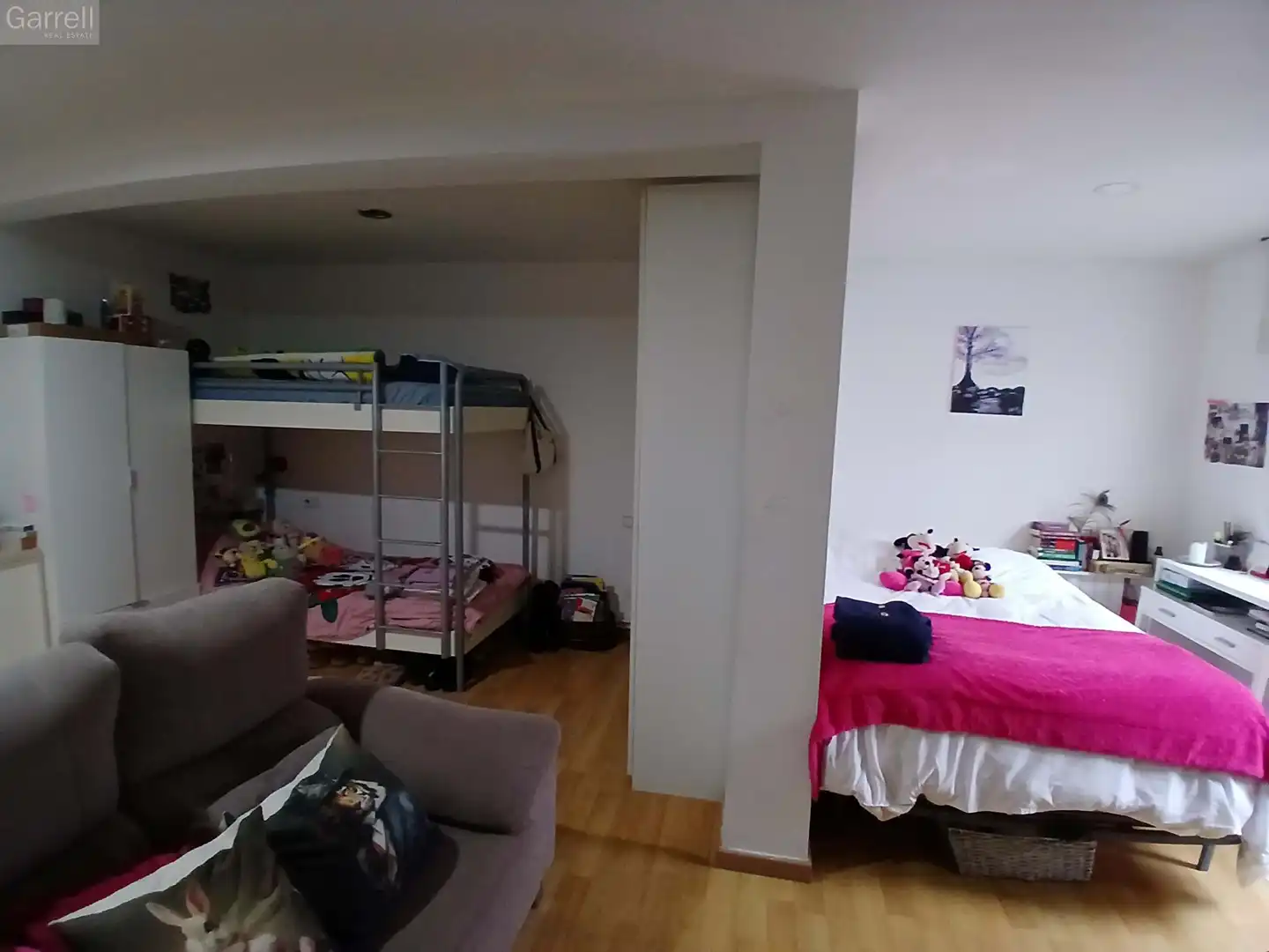 Schlafzimmer von Wohnung zum Verkauf in Terrassa mit Terrasse und Balkon