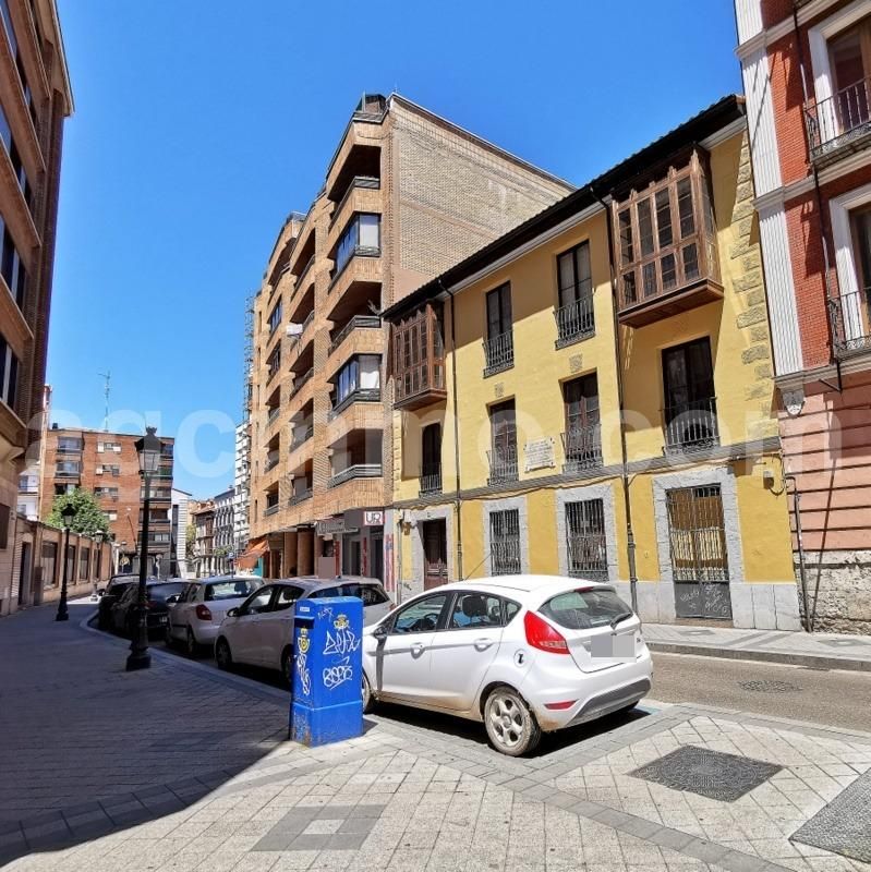 Pis en venda a Calle Calle de Núñez de Arce,, Centro