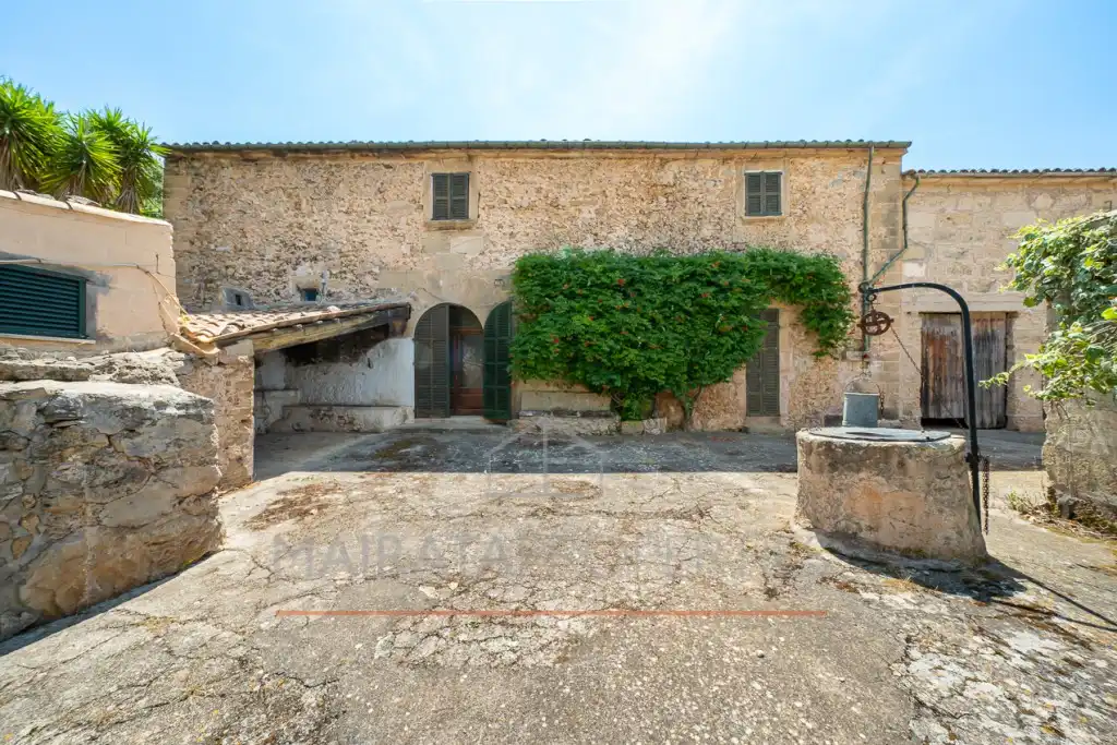 Vista exterior de Finca rústica en venda en Pollença amb Jardí privat, Terrassa i Traster
