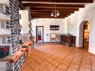 Villa avec balcon à vendre à Partida HORNA ALTA