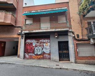 Exterior view of Building for sale in  Madrid Capital