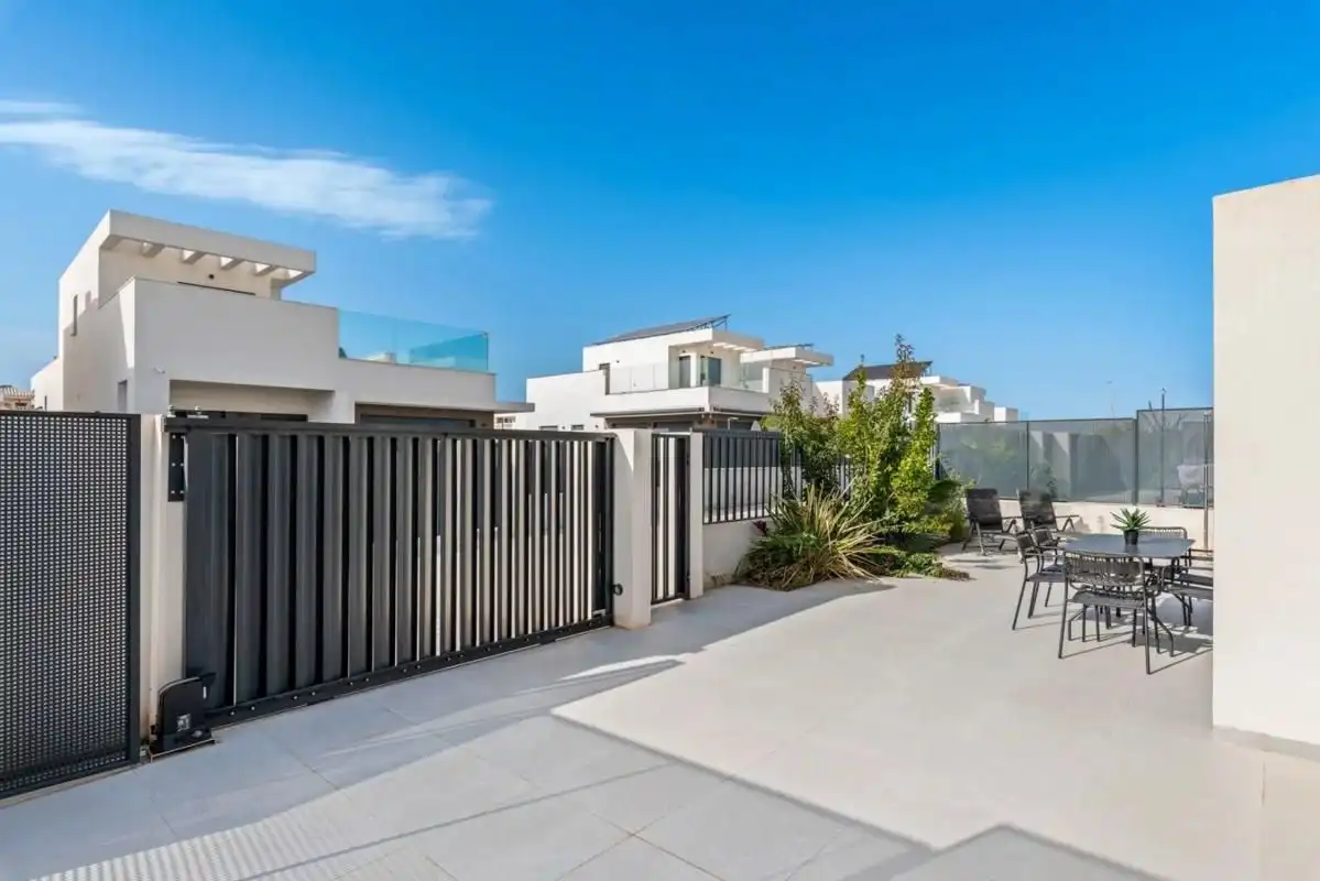 Terrace of Houses for sale in San Fulgencio, Alicante