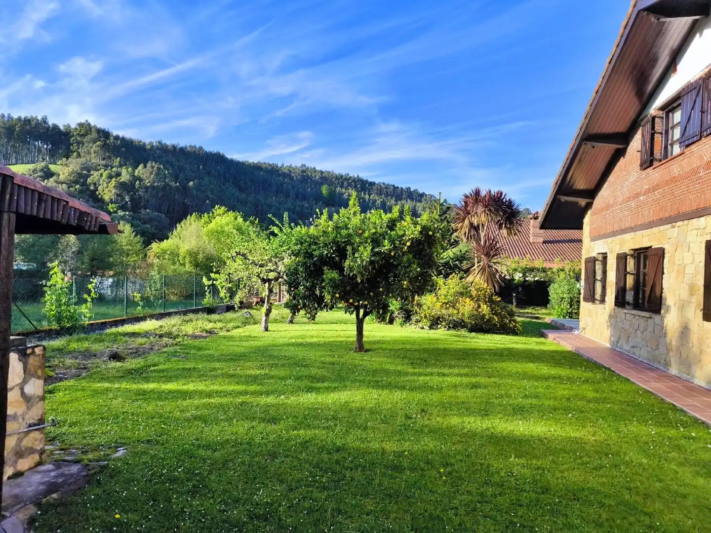 Jardí de Casa o xalet en venda en Castro-Urdiales