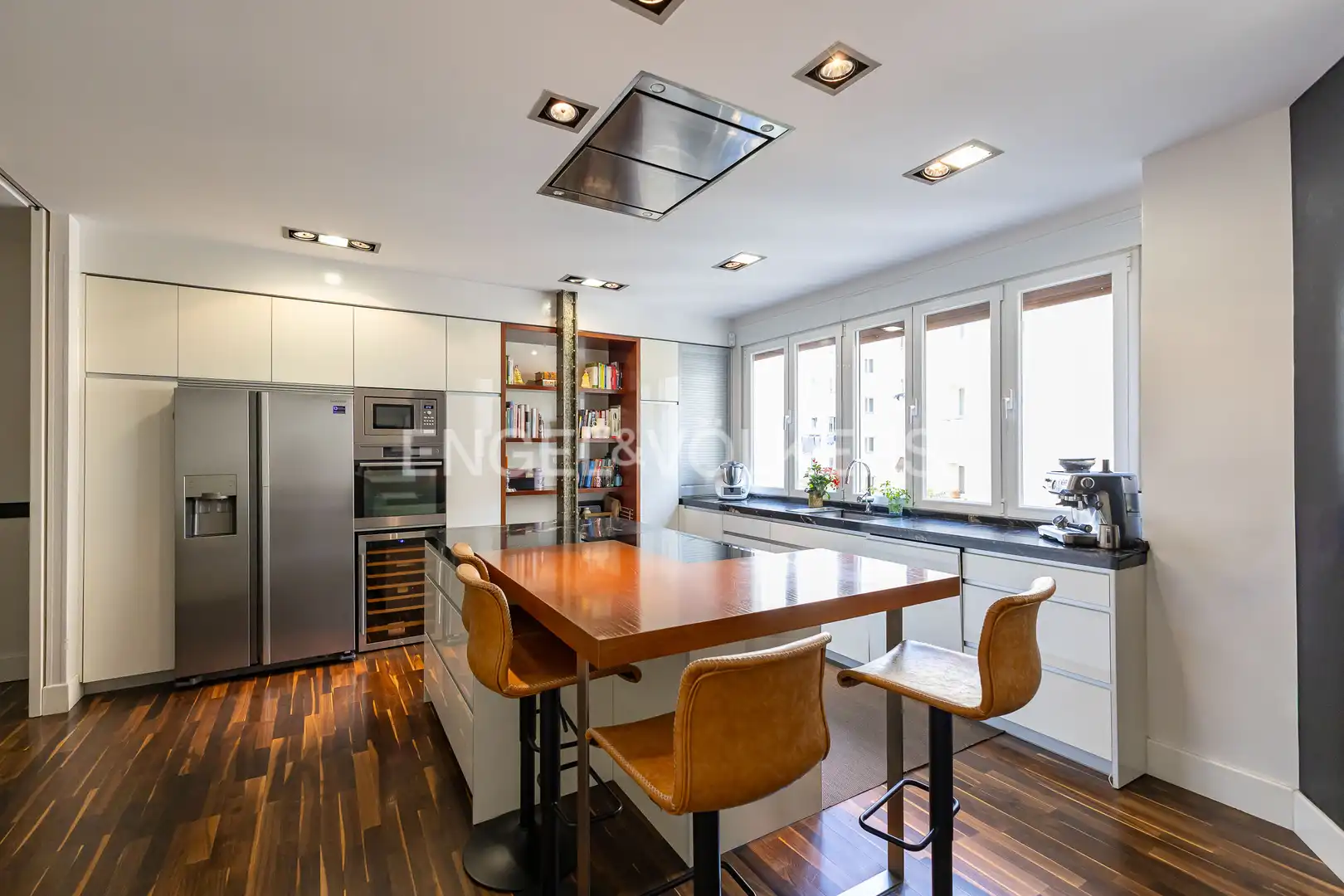Kitchen of Flat for sale in Madrid  with Air Conditioner, Heating and Parquet flooring