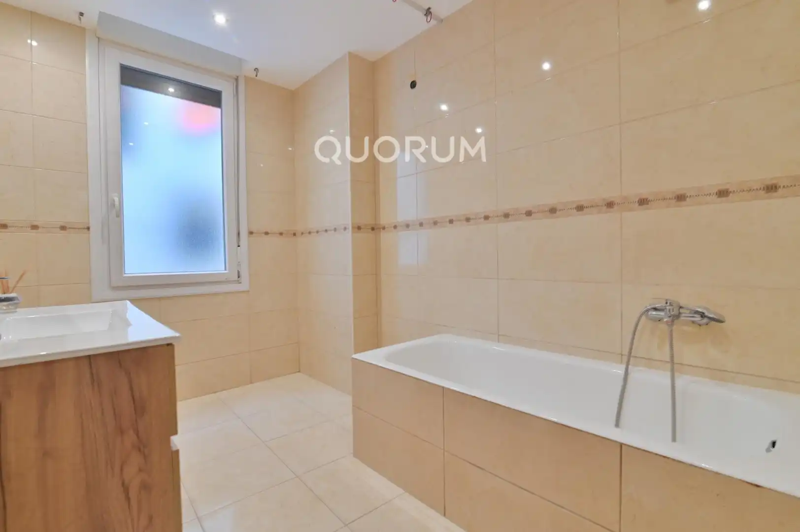 Bathroom of Flat for sale in Getxo   with Heating
