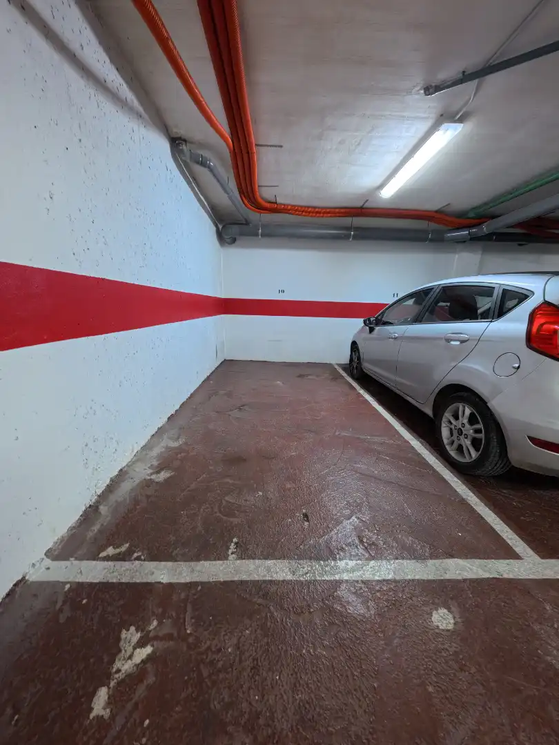 Parkplatz von Garage zum Verkauf in Córdoba mit Alarm
