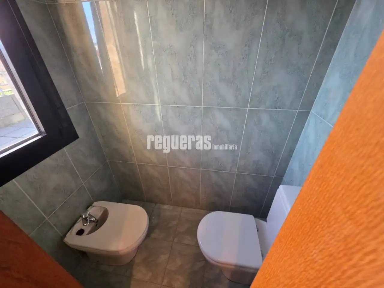 Ático de alquiler en Calle José Manuel Pedregal, Centro