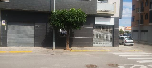Local comercial en Alquiler en Nules