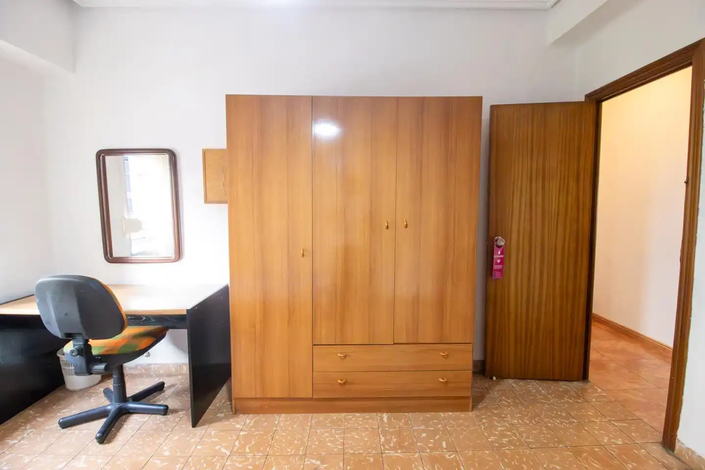 Schlafzimmer von Wohnung zur Miete in Valencia mit Möbliert