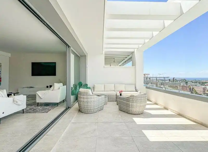 Penthouse mit Terrasse zum Verkauf in Río Real - Los Monteros, imagen 4