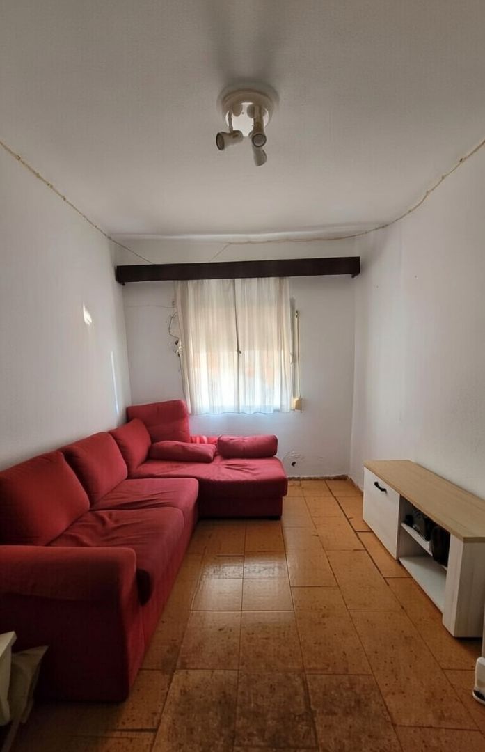 Living room of Flat for sale in  Madrid Capital