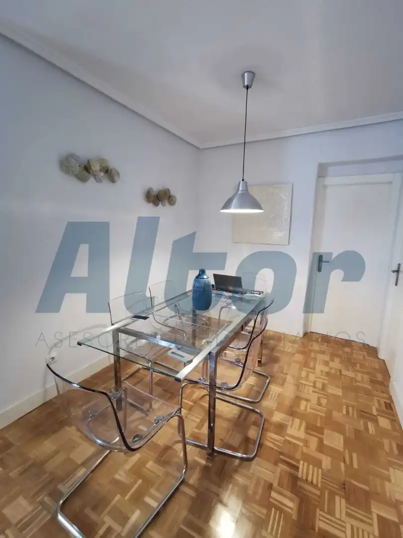 Piso con ascensor en alquiler en Fernan Gonzalez, imagen 6