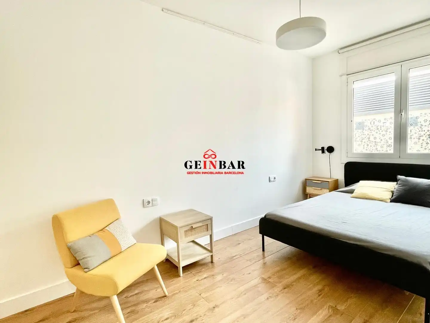 Schlafzimmer von Wohnung zum Verkauf in Barcelona mit Klimaanlage, Heizung und Parkett