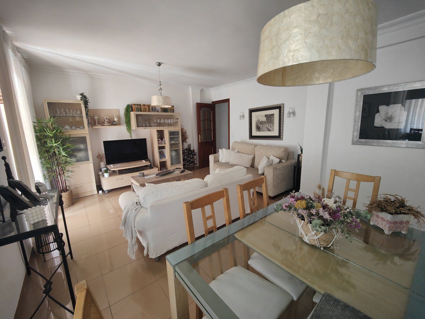 Living room of Flat for sale in  Sevilla Capital  with Air Conditioner, Heating and Terrace
