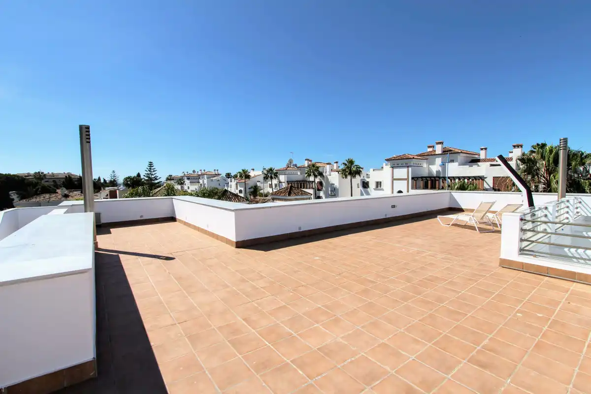 Casa con piscina in vendita a San Pedro de Alcántara, imagen 2