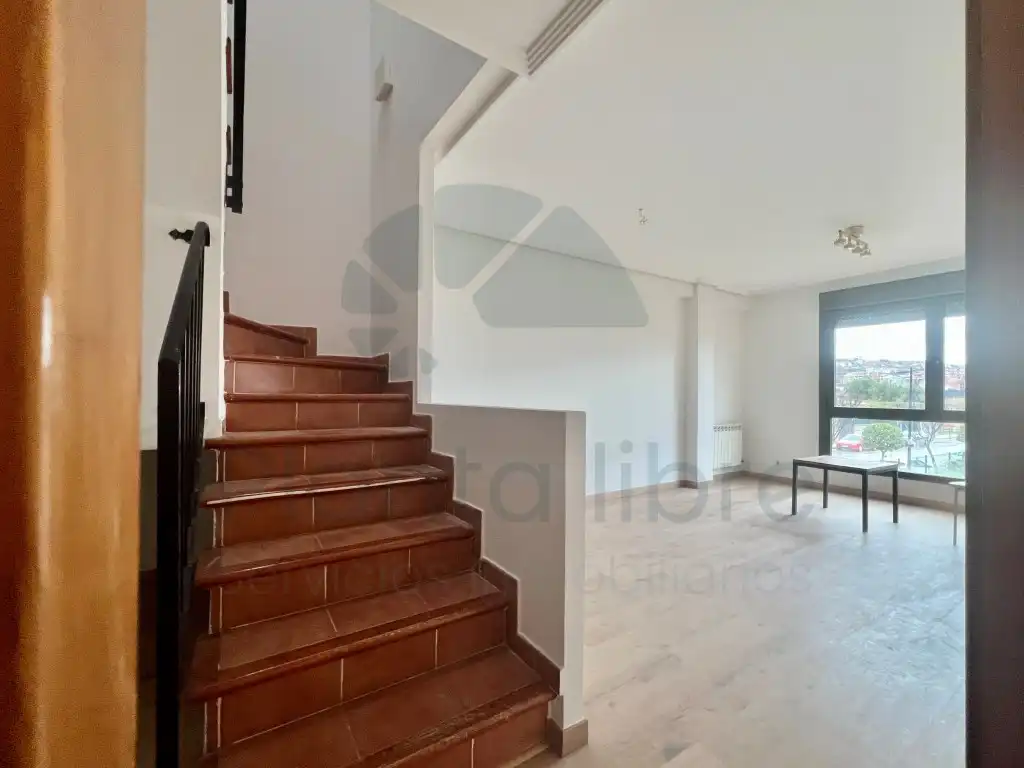 Duplexes for sale in Villamediana de Iregua  with Terrace and Swimming Pool