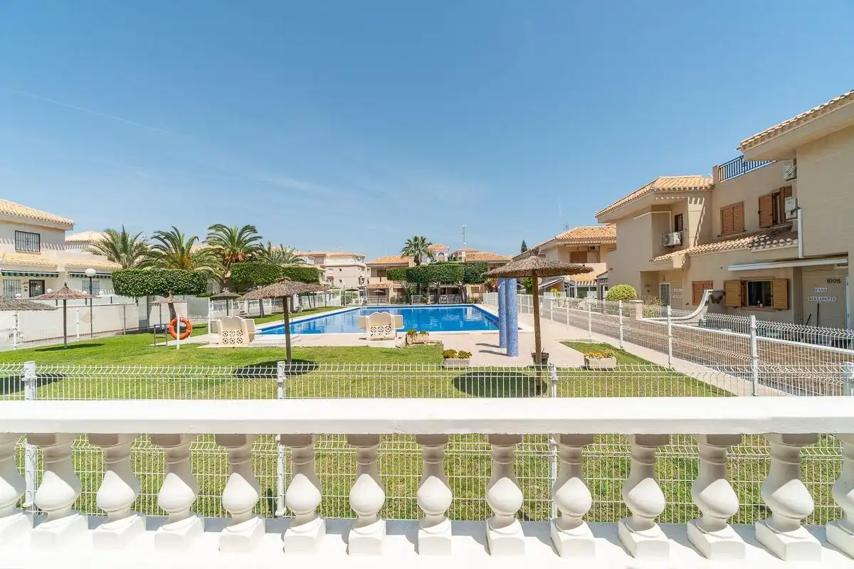 Dúplex con terraza en venta en Calle del Pintor ribera-playa flamenca, imagen 5
