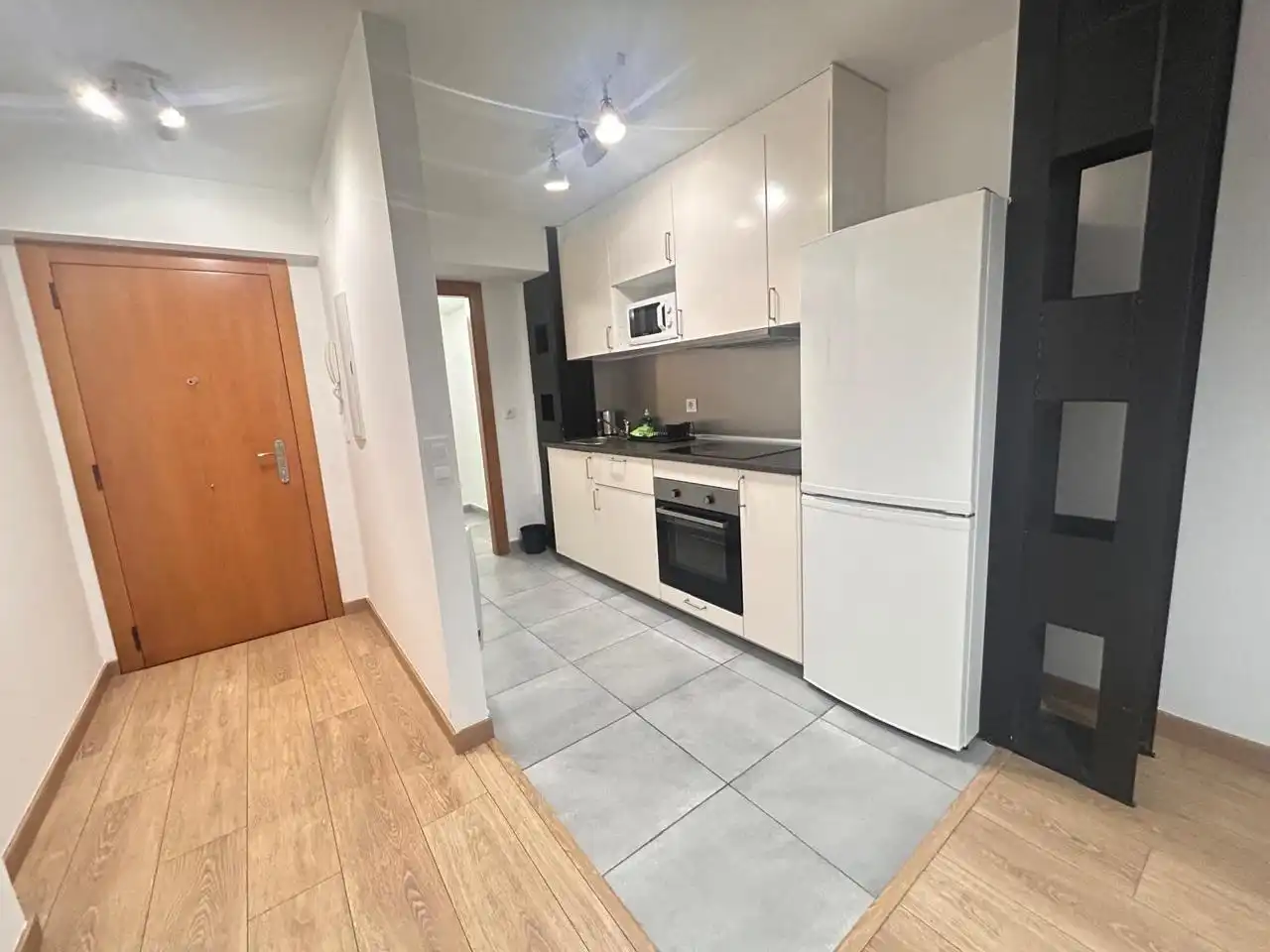 Cocina de Piso de alquiler en Gijón  con Calefacción y Amueblado