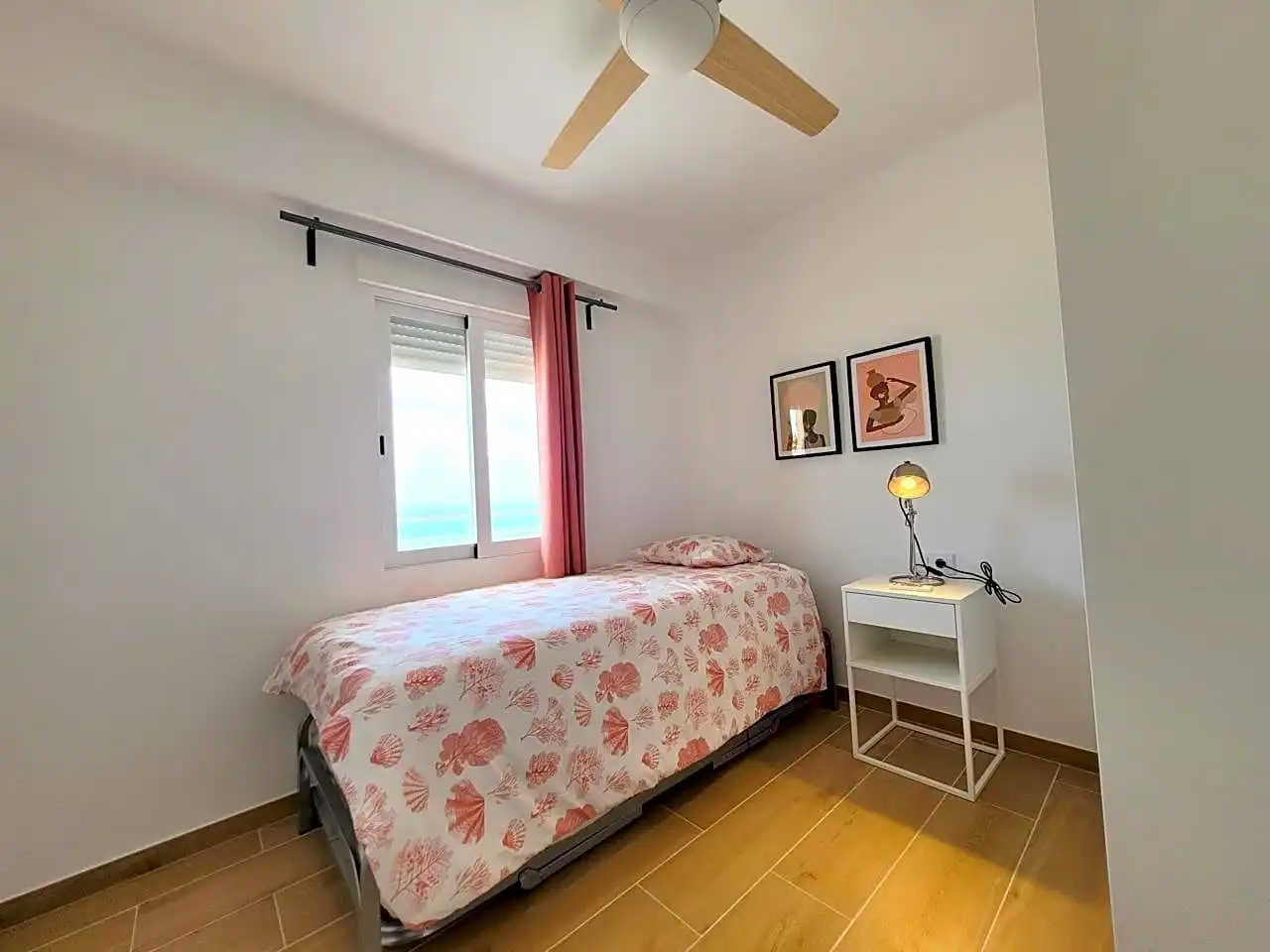 Àtic de lloguer a Marítim De Neptú, 31, Playa de Gandia