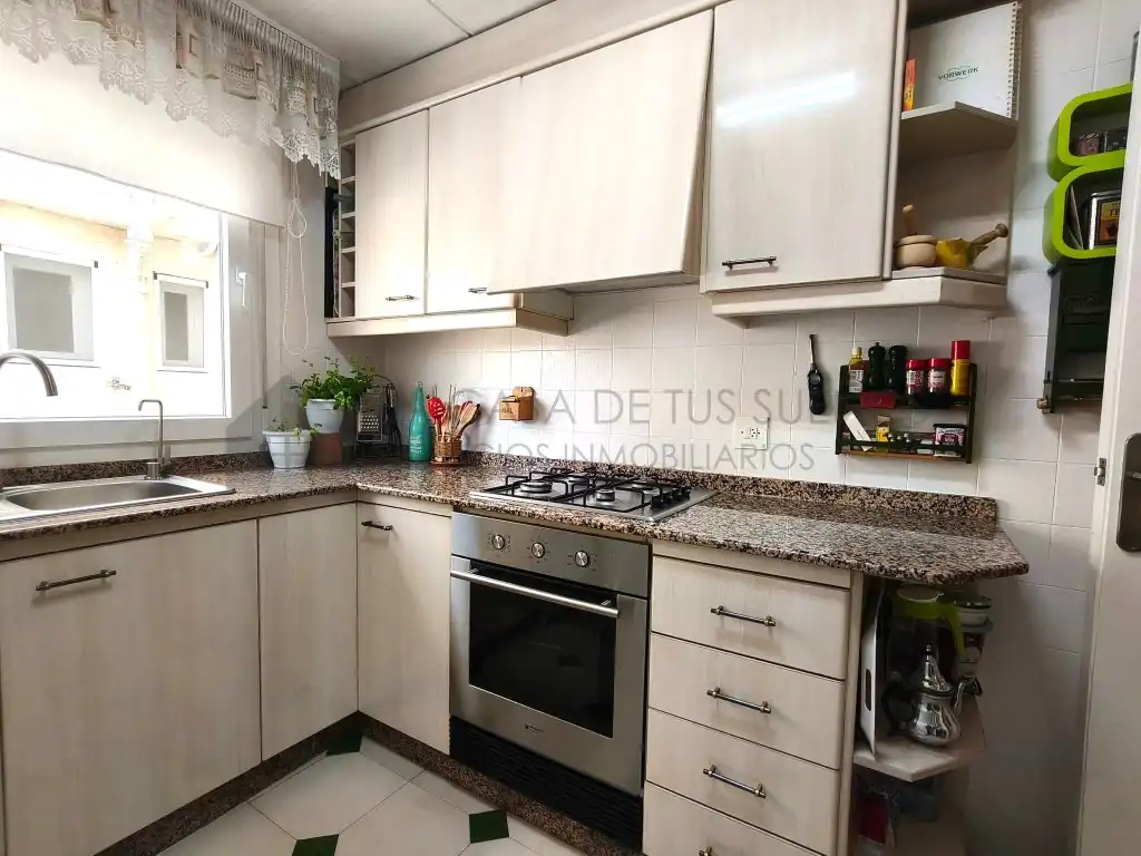Cocina de Piso en venta en Elda