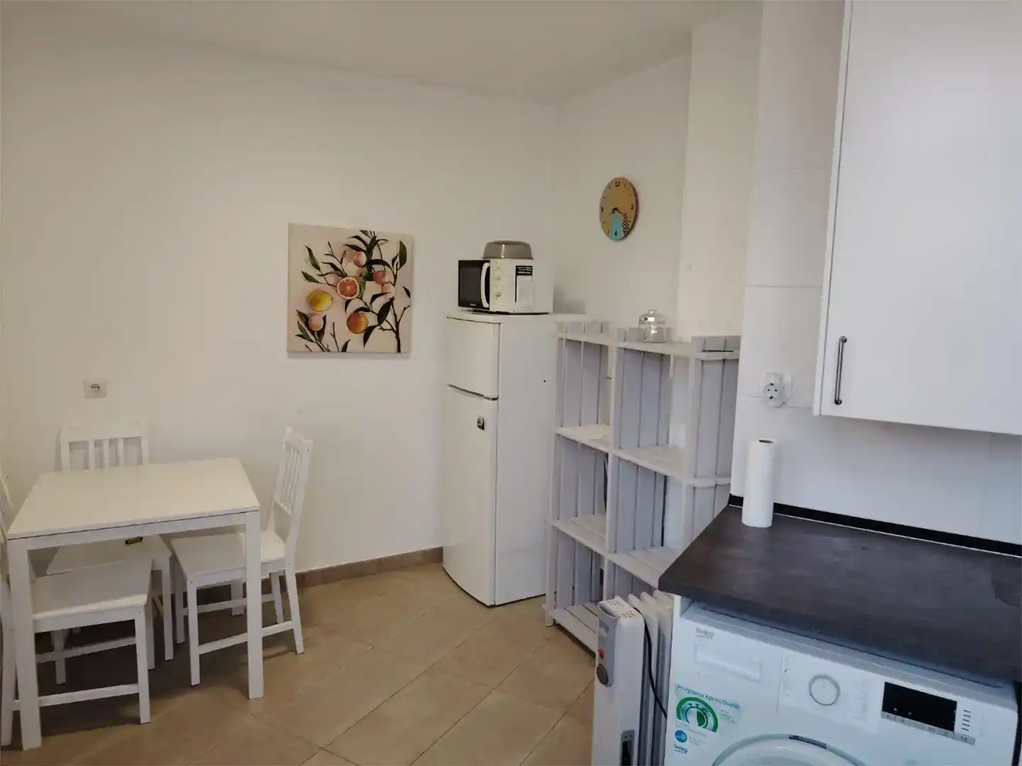 Cocina de Piso de alquiler en Málaga con Aire acondicionado