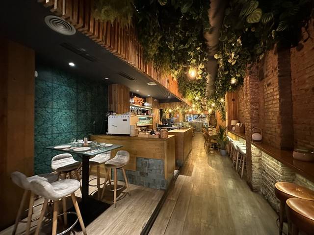 Local comercial en Alquiler en N/A en Sant Gervasi- Galvany