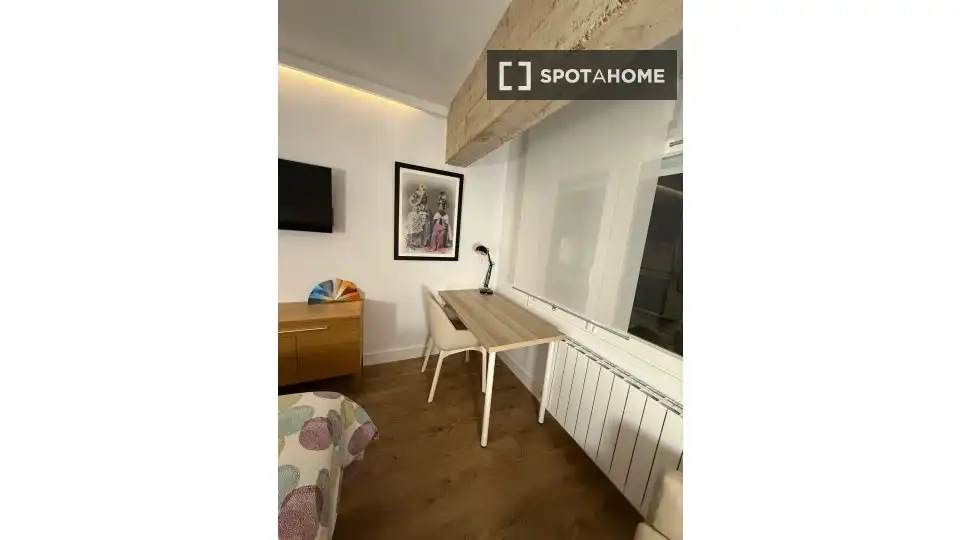 Habitación en Cuatro Caminos