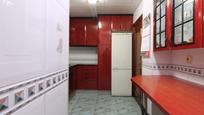 Kitchen of Flat for sale in  Barcelona Capital  with Air Conditioner, Heating and Oven